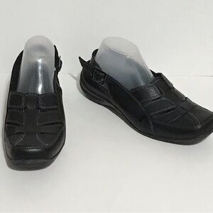 Women’s Easy Street Size 9W Black Shoes Mule Buckle Heel Strap Flats